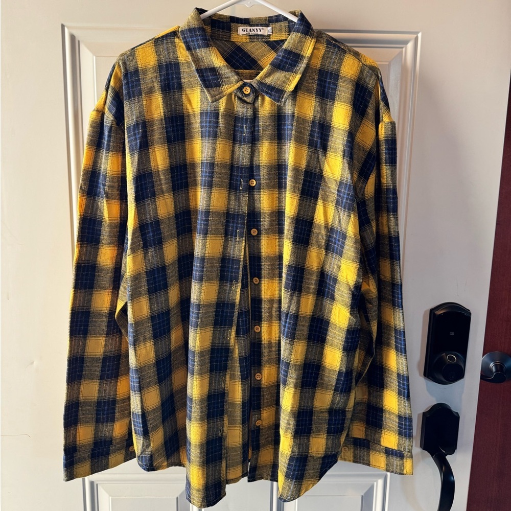Stylish Plaid Button Down Shirt in Yellow and Blue